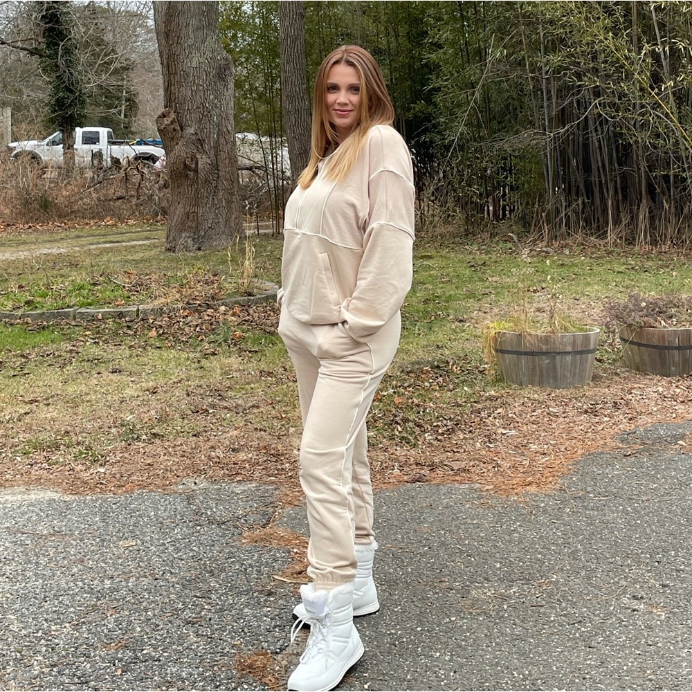 Kittenish Cream Joggers